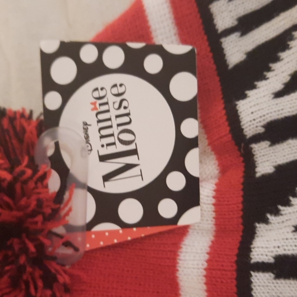 Disney "Minnie" Mouse beanie hat with fringe Puff on top red black white pom pom - Picture 9 of 9